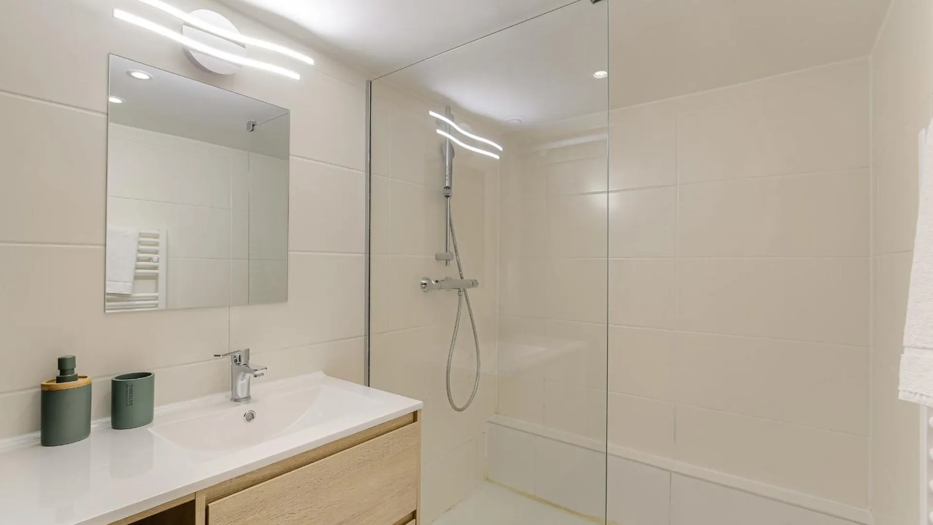 Caractere Et Raffine En Hypercentre Apartment Lyon